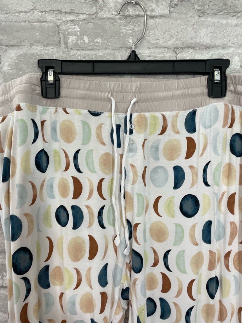 Little Sleepies Luna Neutral pajama pants - Picture 2 of 4